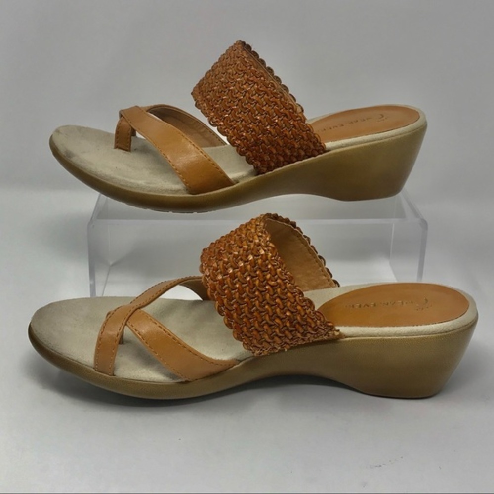 Wear.Ever Pippie Carmel Color Wedge Sandals SZ 8.5 (Great Pre-Owned Condition) - Picture 2 of 9